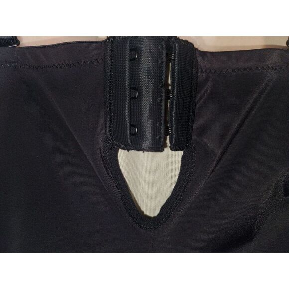 Maidenform Bodysuit Shaper Size 32B - Picture 3 of 5